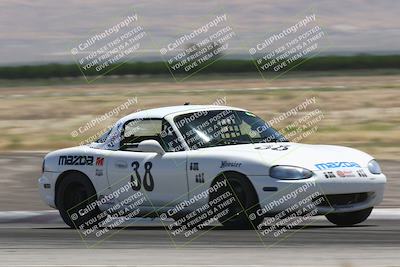 media/Jun-01-2024-CalClub SCCA (Sat) [[0aa0dc4a91]]/Group 3/Race/